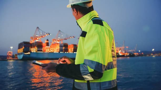 How Boat Dock Lights Enhance Your Waterfront Experience